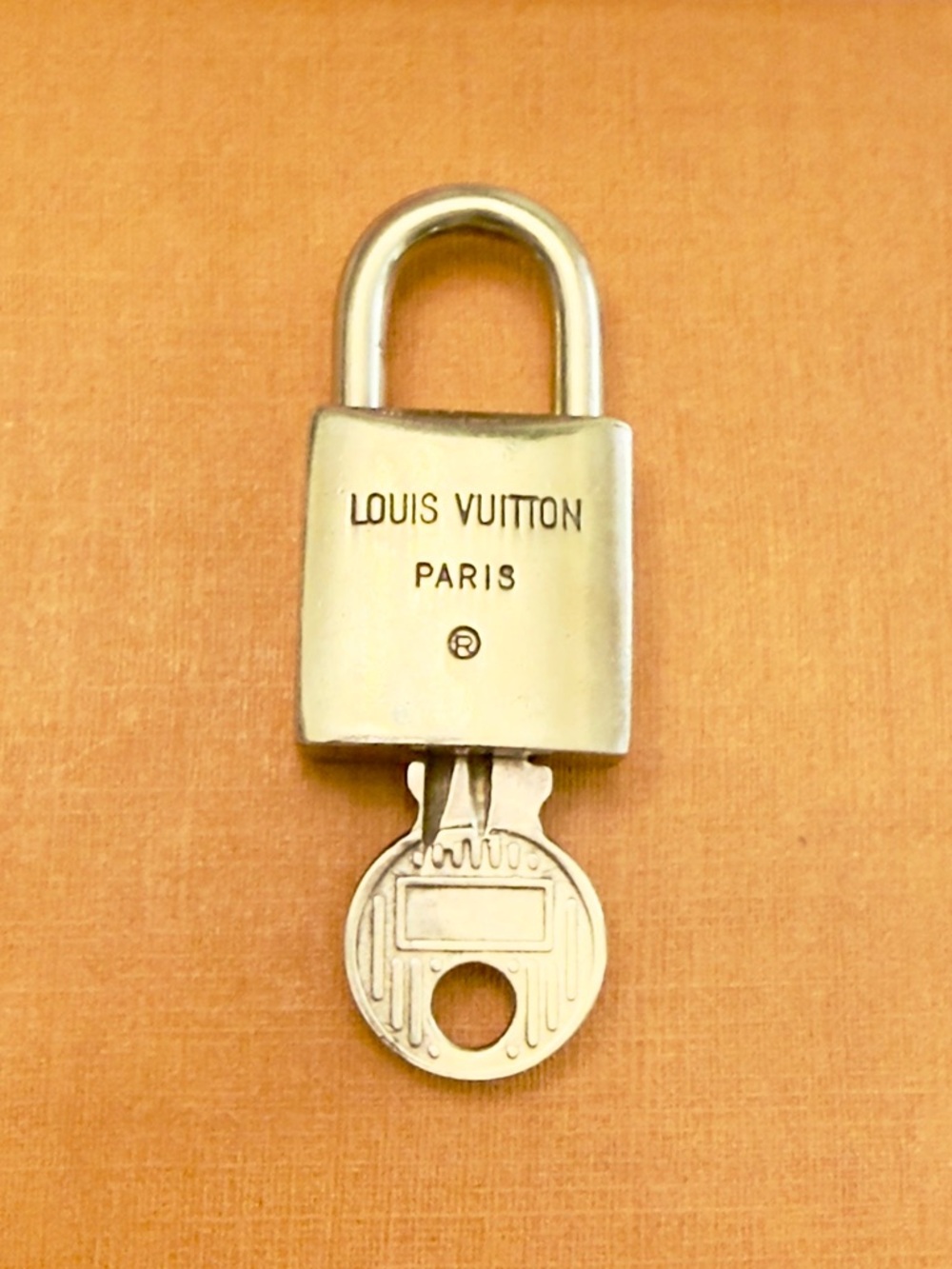 #222 Louis Vuitton Lock & Key - Picture 3 of 3